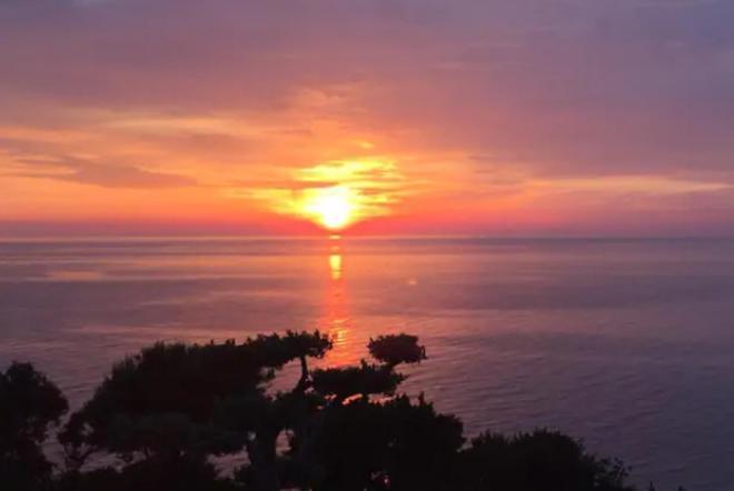 Coin De Paradis Vue Dominante Sur Mer, Montagne Et Tour Genoise Avec Jacuzzi Pino Bagian luar foto