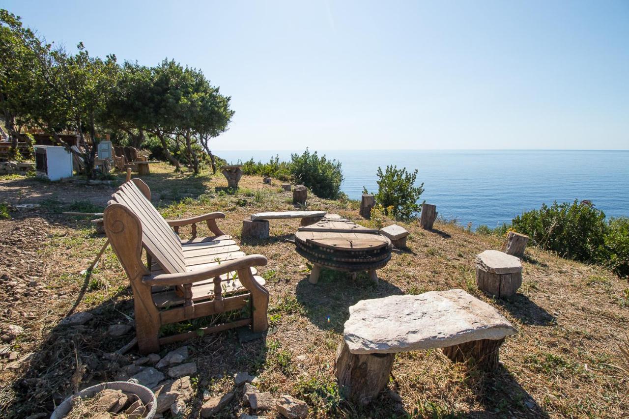 Coin De Paradis Vue Dominante Sur Mer, Montagne Et Tour Genoise Avec Jacuzzi Pino Bagian luar foto